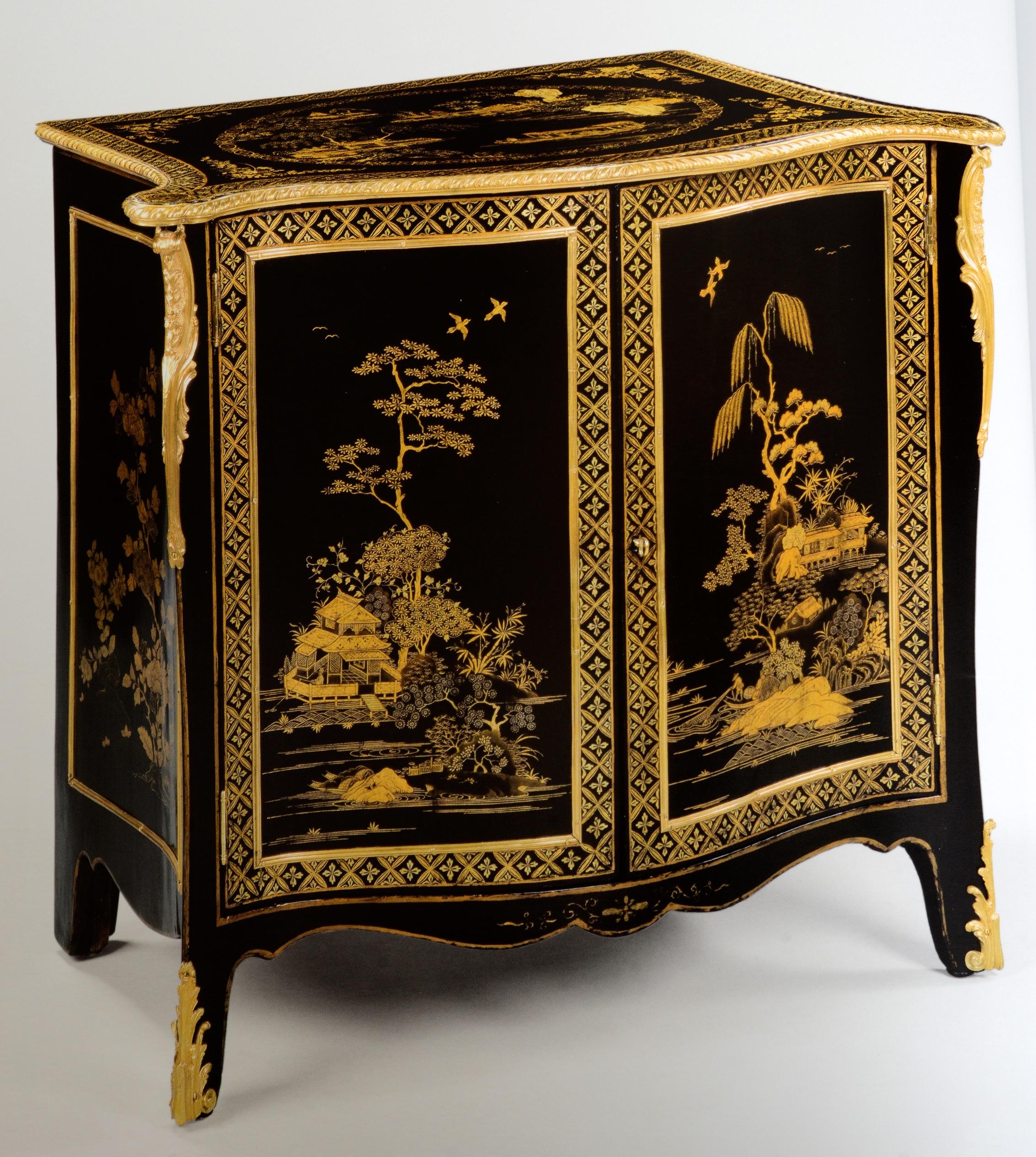 Exceptional Furniture & Works of Art by Mallett & Son Antiques, First Edition For Sale 9