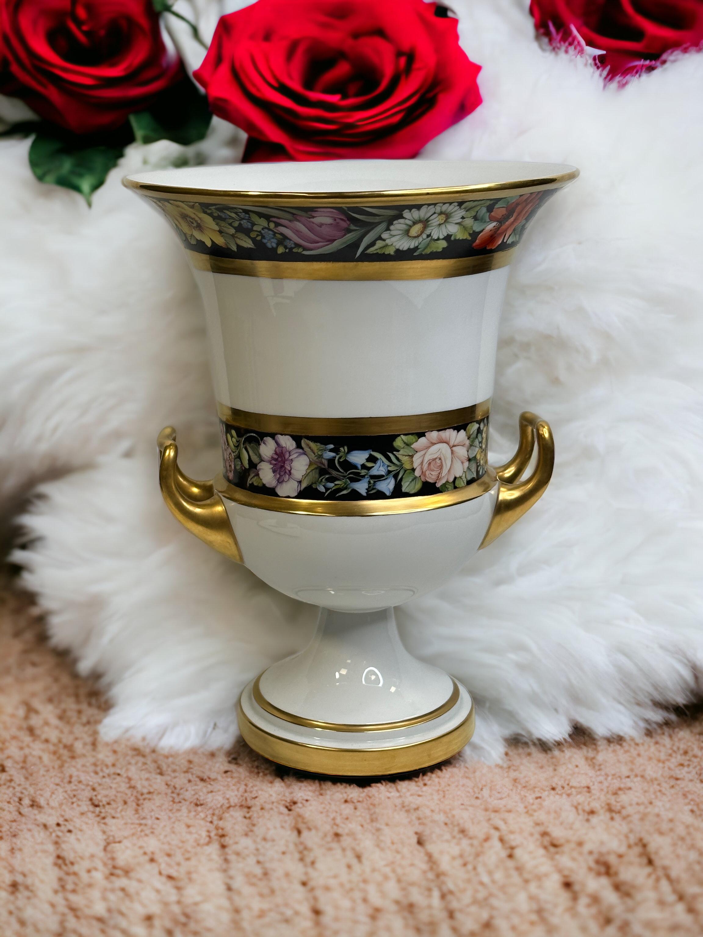 An amazing glazed hand painted urn vase made in Germany by Furstenberg Porcelain, a well known Manufactory for extraordinary items. This is a heavy vase but you can also use it as a sculpture. Vase is in very good condition with no chips, cracks, or