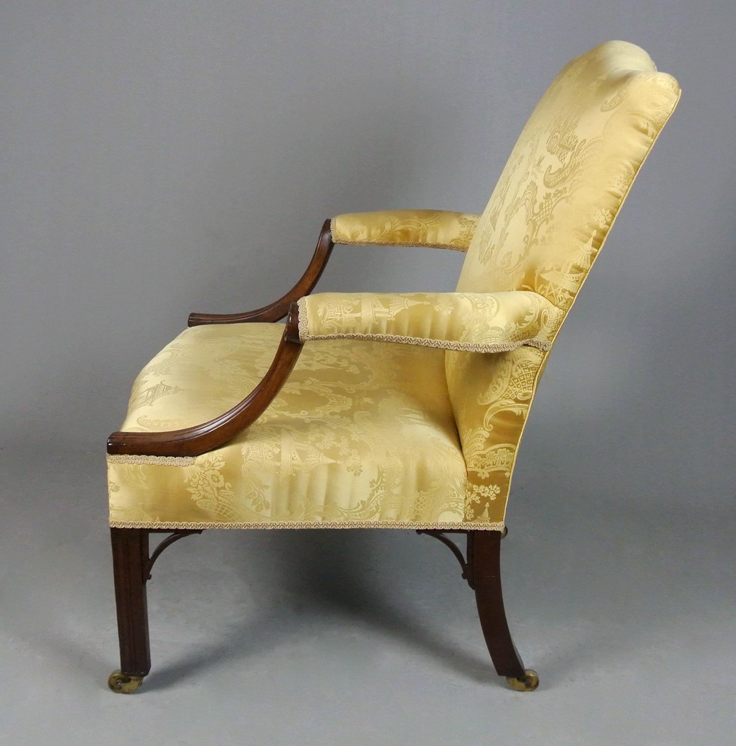 Exemplary George II Mahogany Gainsborough Chair c.1750 For Sale 1