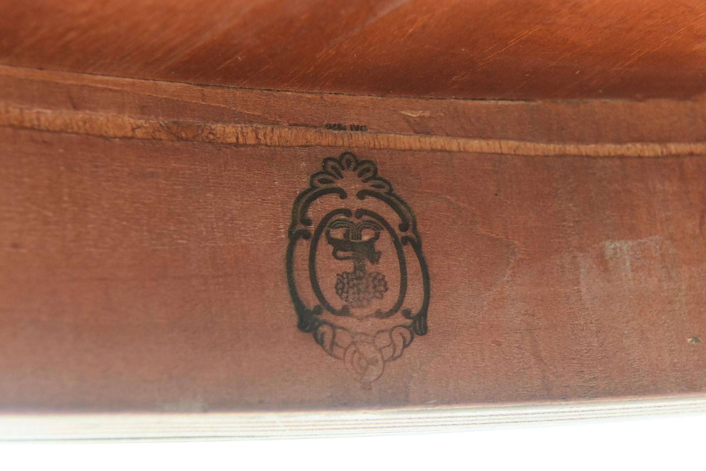 Excepcional mesa de desayuno o de entrada de caoba dorada de la época de Jorge IV en venta 3