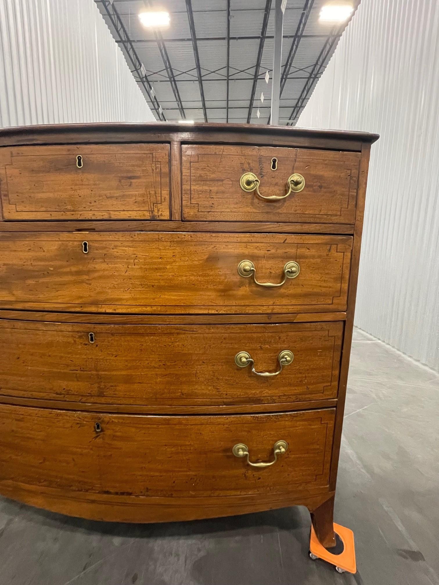 Early 19th Century Exceptional Georgian Bow Front Chest of Drawers  For Sale