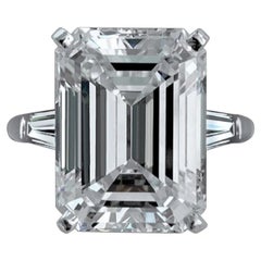 Außergewöhnlicher GIA 10 Karat Smaragdschliff Diamantring mit lupenreiner Innenseite