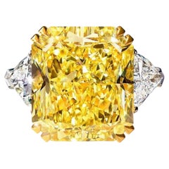 EXCEPTIONNELLE Bague en platine certifiée GIA 10 carats taille radiant jaune fantaisie