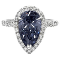 Exceptional GIA Certified 2 Carat Fancy Vivid Blue Diamond VVS1