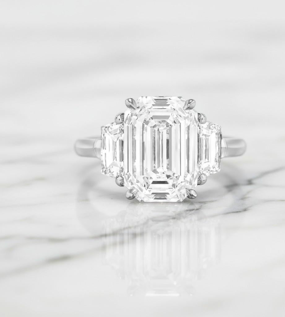 Außergewöhnlicher GIA-zertifizierter Diamantring mit 3 Karat im Smaragdschliff VVS (Moderne) im Angebot