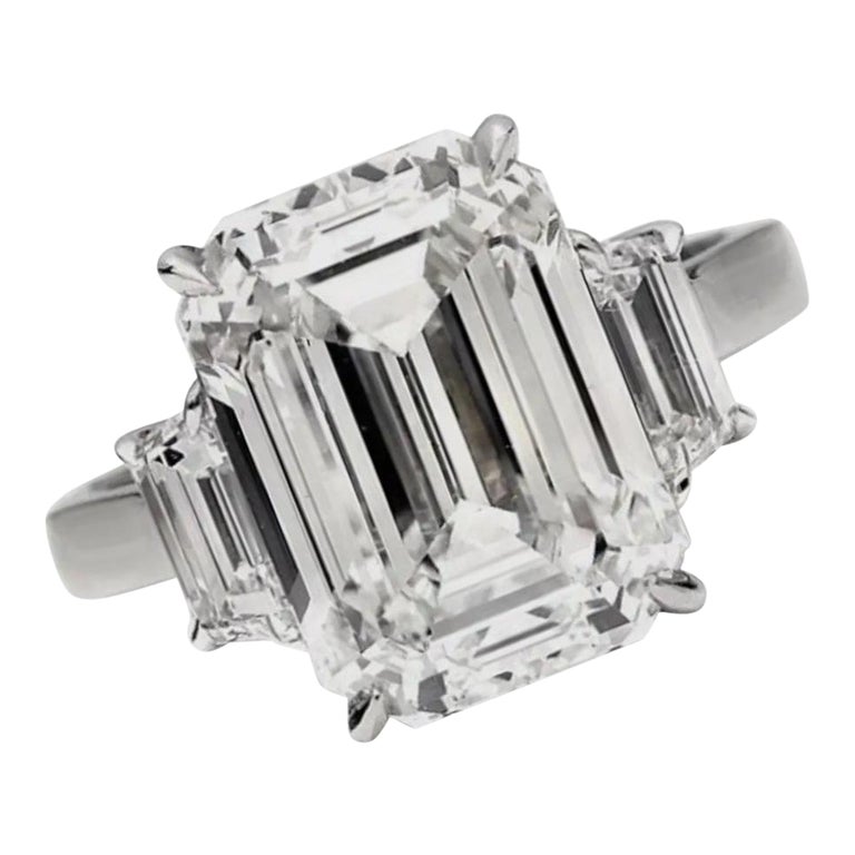 EXCEPTIONAL GIA Certified Carat Emerald Cut Diamond Ring VVS For - Main Image