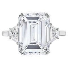 Eccezionale diamante taglio smeraldo certificato GIA da 3,02 carati, colore E S1