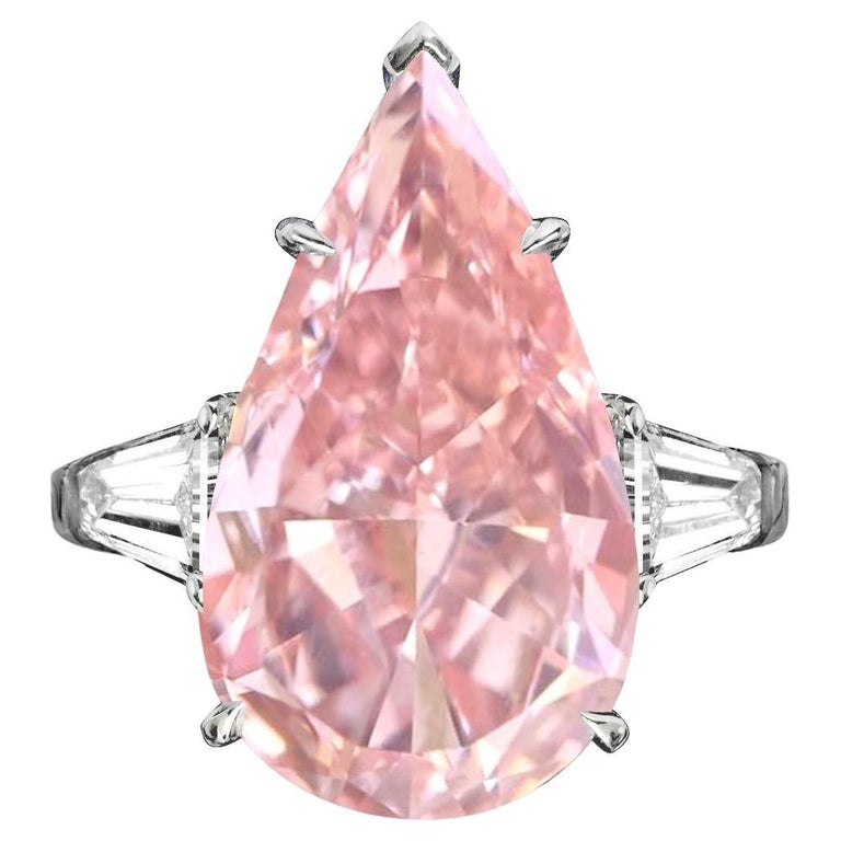 Exceptional GIA Certified 4 Carat Fancy Orangy Pink Pear Cut Diamond Ring For Sale