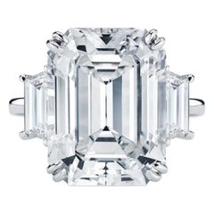 Bague exCEPTIONnelle avec diamant taille émeraude de 4 carats sans défaut certifié GIA