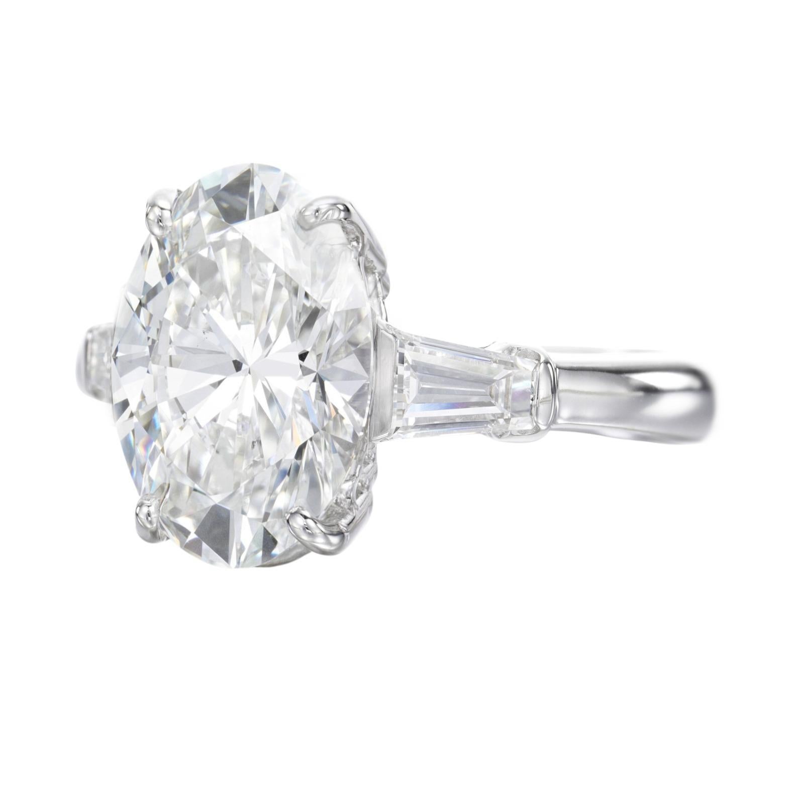Moderne Exceptionnelle bague avec diamant ovale de 4 carats certifié GIA en vente