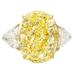 EXCEPTIONAL GIA Certified 6 Carat  Fancy Yellow Diamond Ring