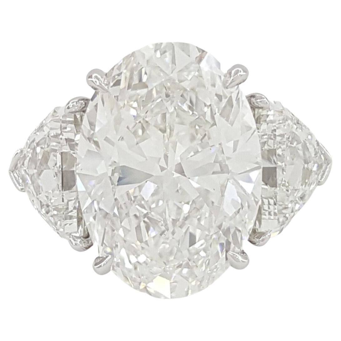Exceptionnelle bague avec diamant taille ovale de 6 carats certifié GIA, couleur E en vente