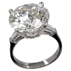 EXCEPTIONAL GIA Certified 6.38 Carat Round Brilliant Cut Flawless Diamond Ring