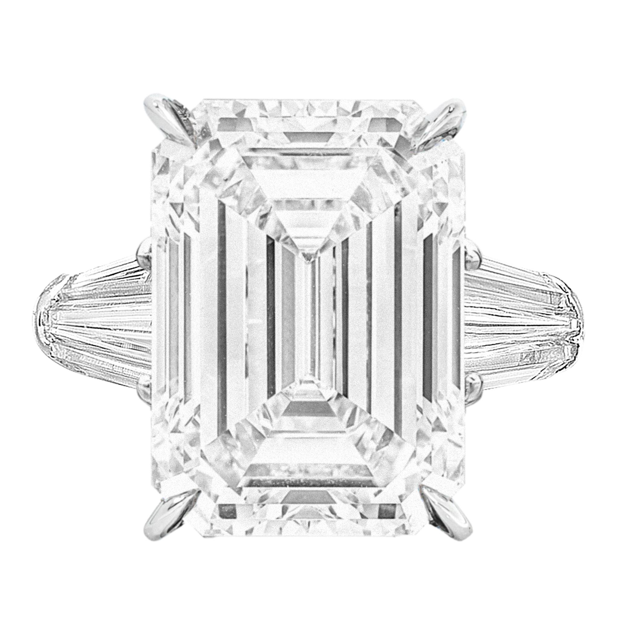 Moderne Exceptionnelle bague avec diamant taille émeraude sans défaut de 8 carats certifié GIA en vente