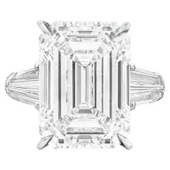 Exceptionnelle bague avec diamant taille émeraude sans défaut de 8 carats certifié GIA
