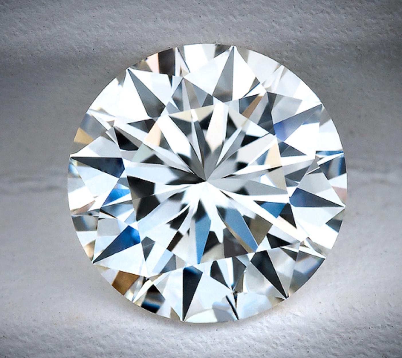 An exceptional diamond an investment for sure a very white f Color vs1 clarity natural brilliant cut diamond with excellent proportions and excellent cut certified by GIA.

