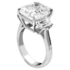 Exceptional GIA Certified 9.41 Carat Emerald Cut Diamond Ring