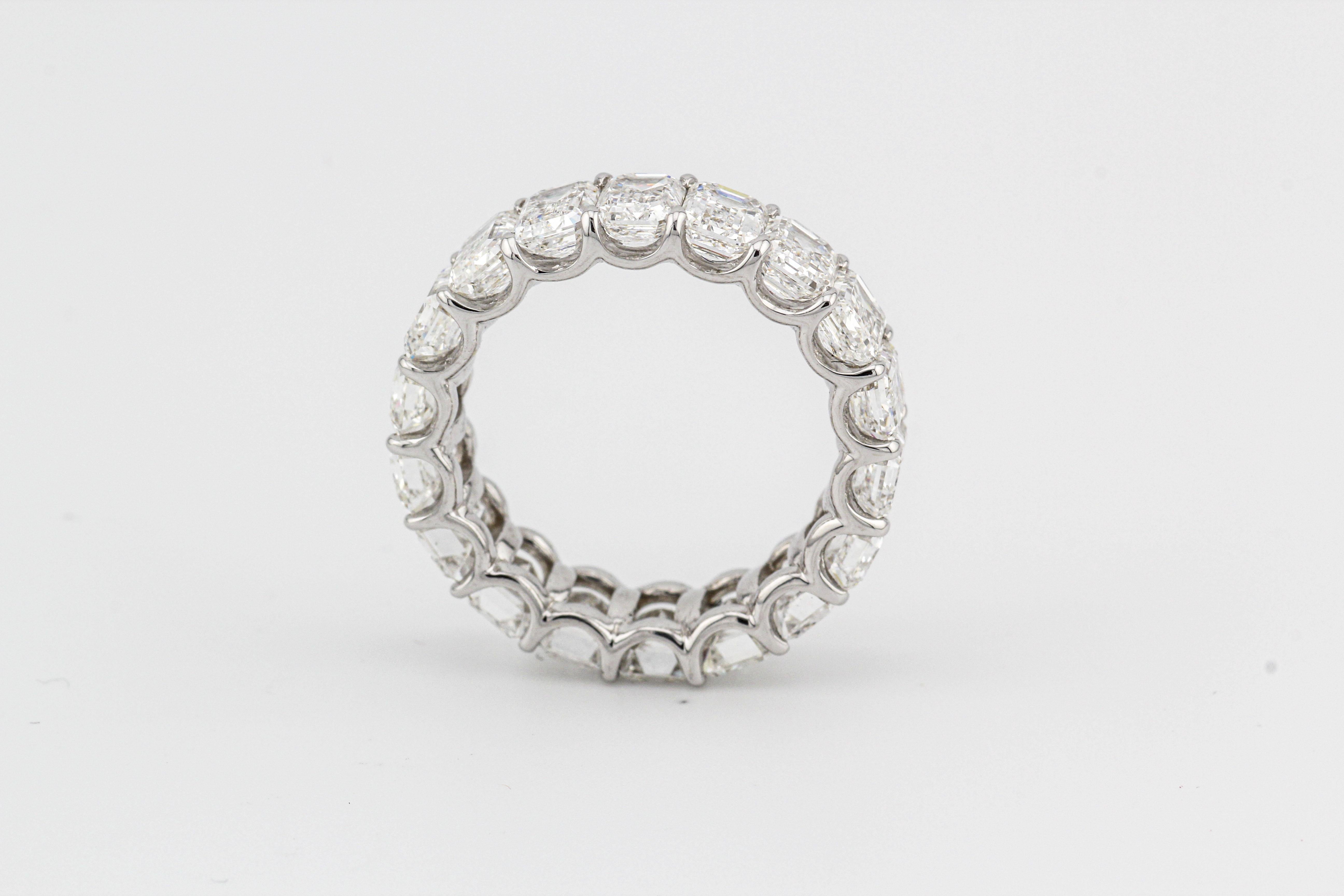 Exceptionnel bracelet en or blanc 18 carats GIA D-F IF-VVS2 9,01 carats diamant taille émeraude 6,5 Excellent état - En vente à Bellmore, NY