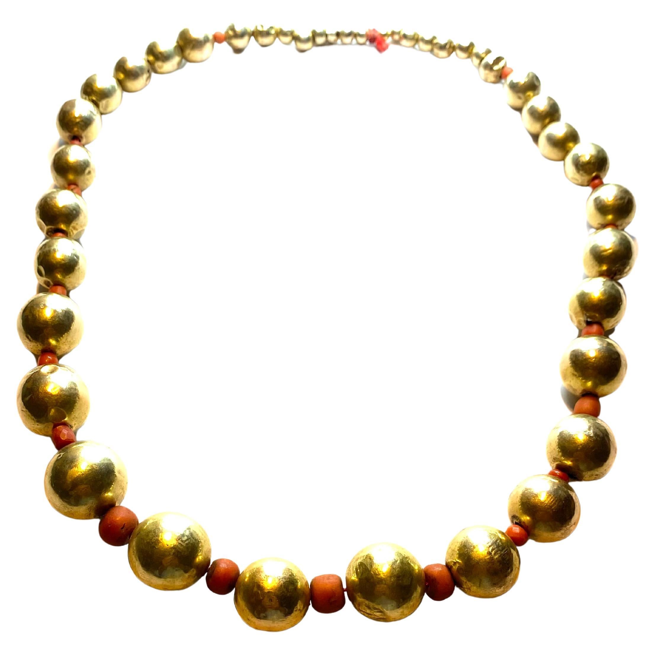 Exceptional Gold Spheres Necklace from the XVIIIth Century For Sale