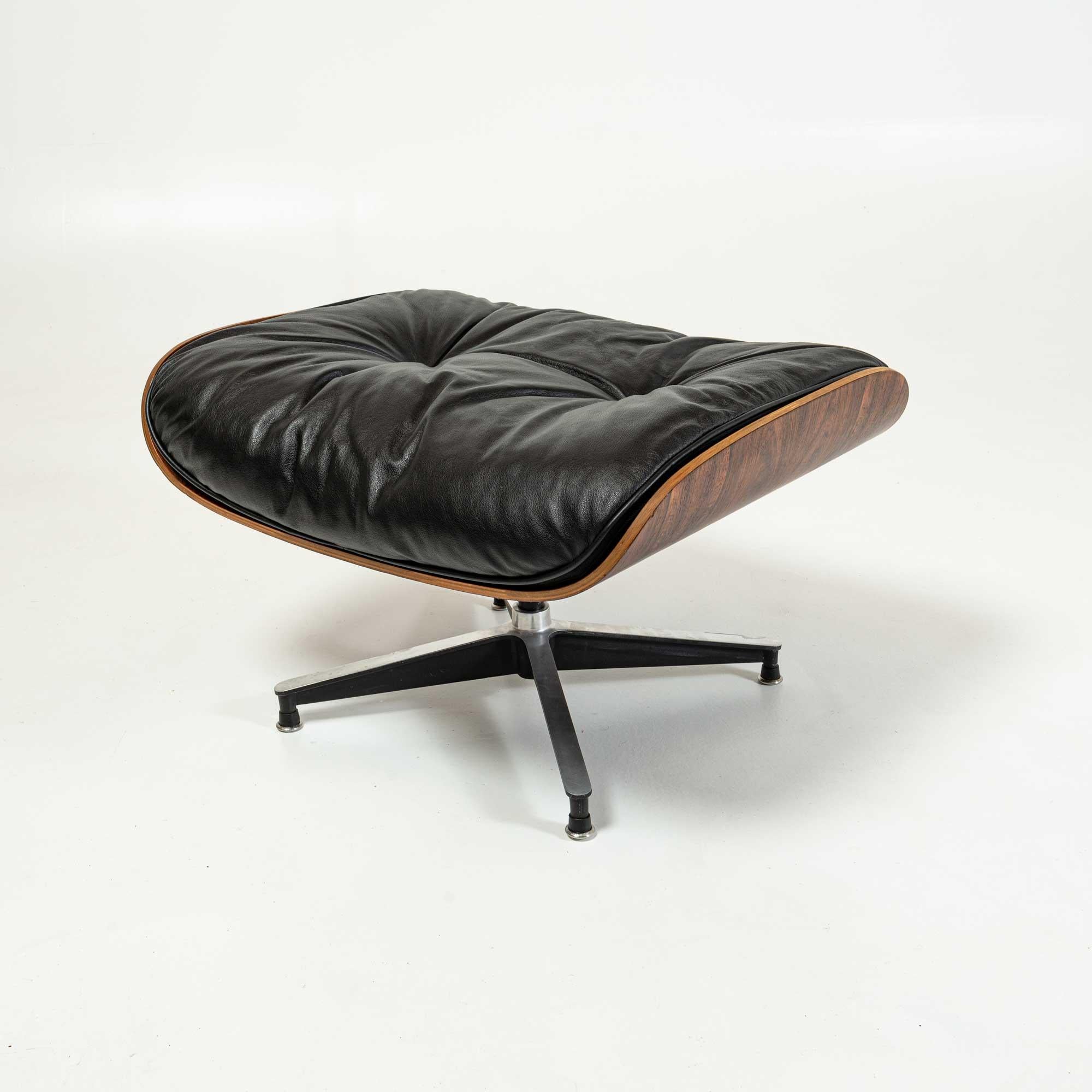 Exceptional Grain Restored First Gen 1956 Eames Lounge Chair & Ottoman 4
