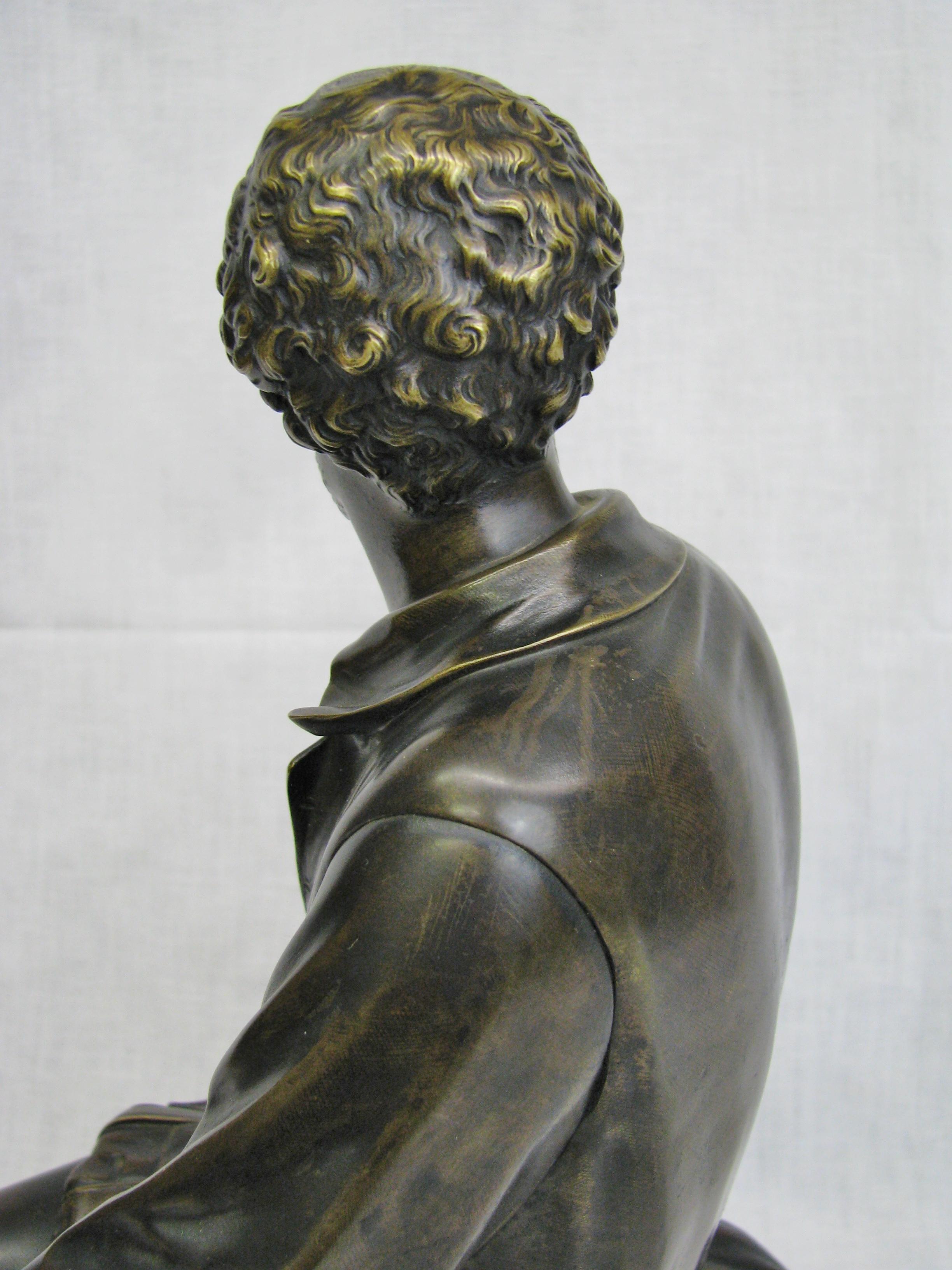 Exceptional Grand Tour Bronze Figure of a Seated Renaissance Sculptor For Sale 3