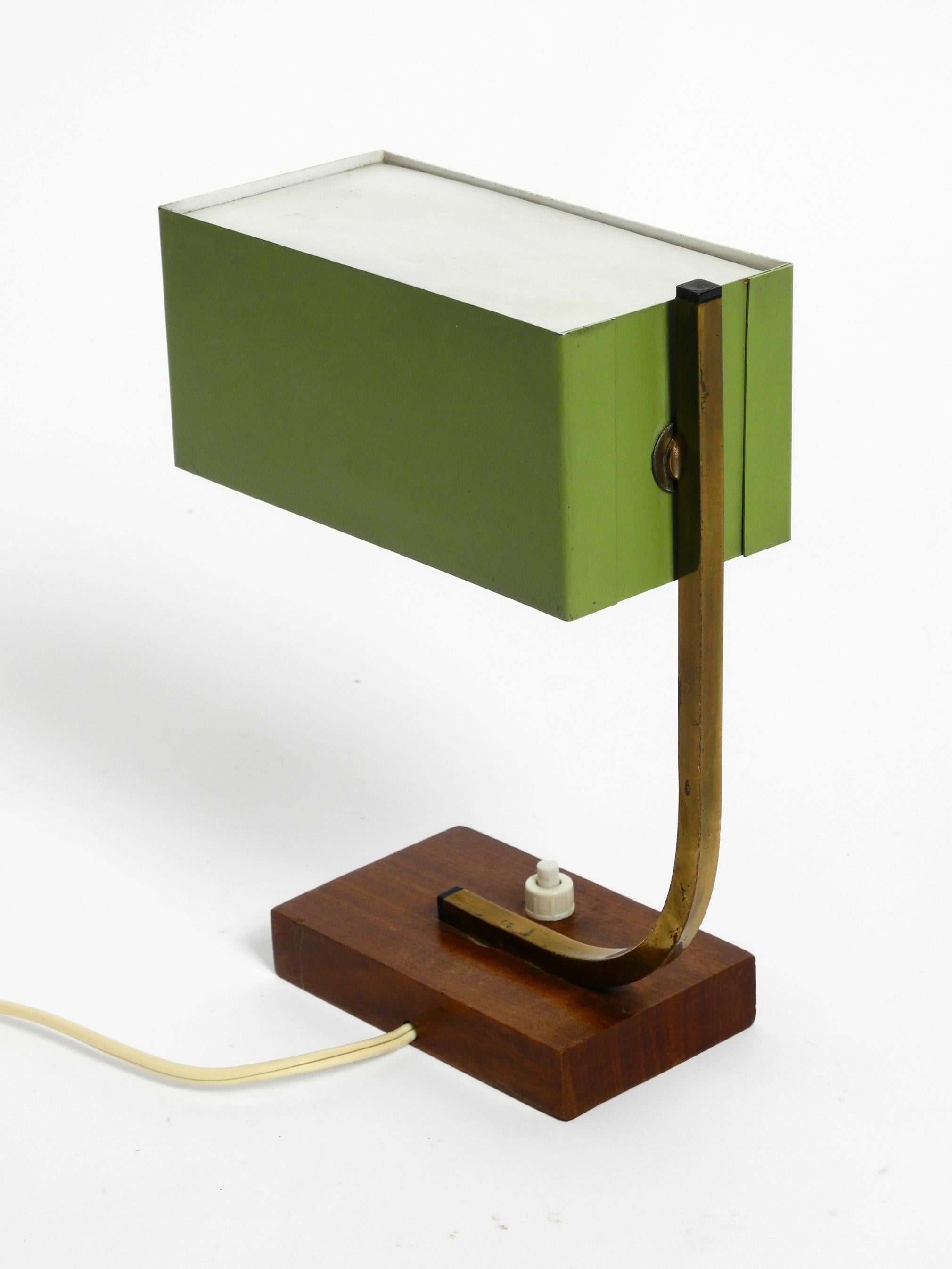 Exceptional Green Italian Mid-Century Modern Metal Bedside Lamp with Wooden Base 6