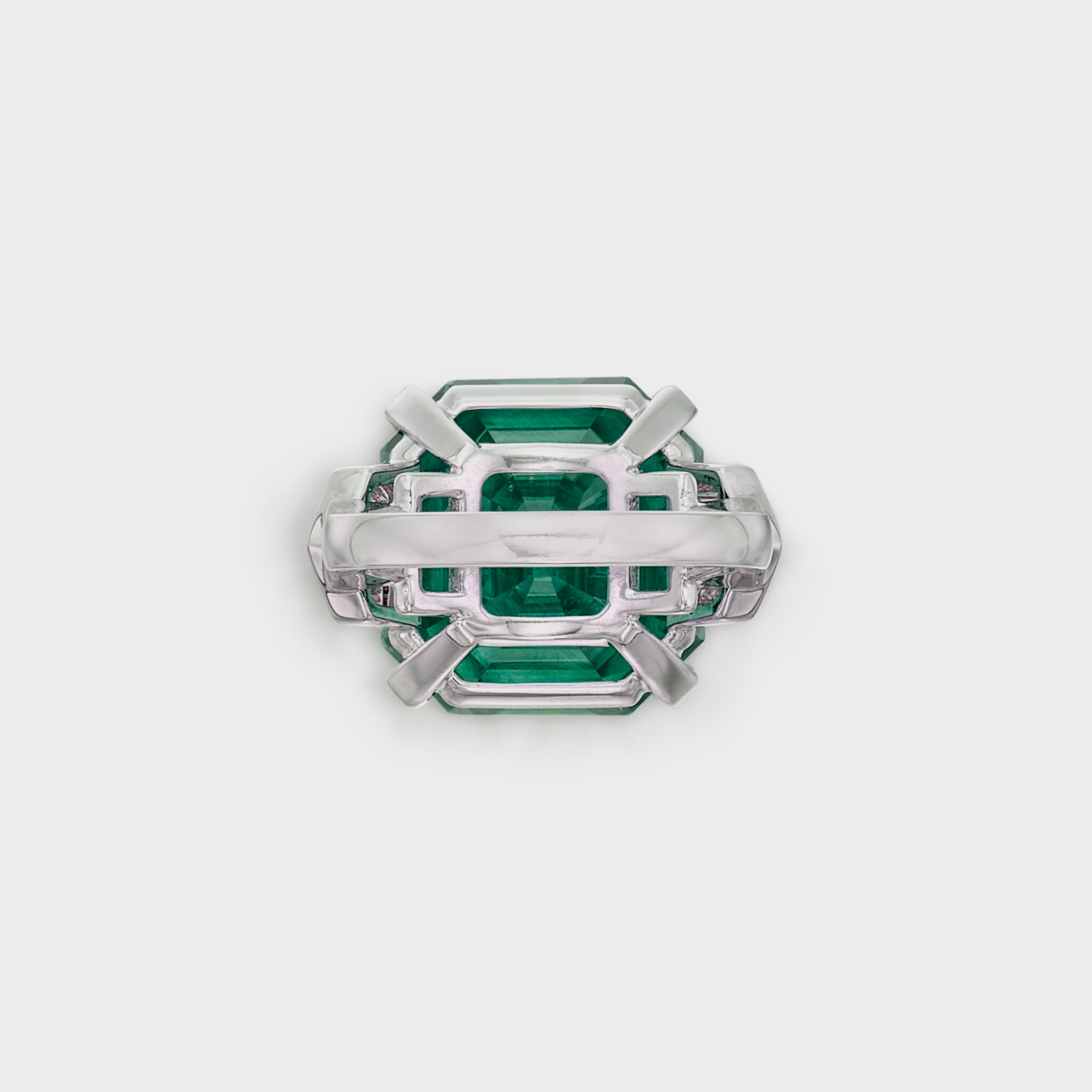 Emerald Cut EXCEPTIONAL GRS Certified 20 Carat Colombian Emerald Diamond Ring For Sale
