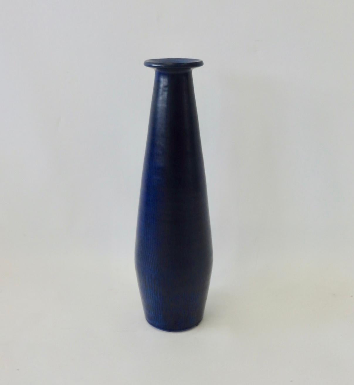 Mid-Century Modern Grand vase bleu exceptionnel de Gunnar Nylund pour Nymolle, Danemark en vente