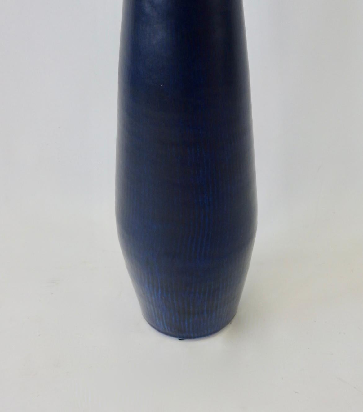 Mid-Century Modern Exceptional Gunnar Nylund for Nymolle Denmark Tall Blue Vase For Sale