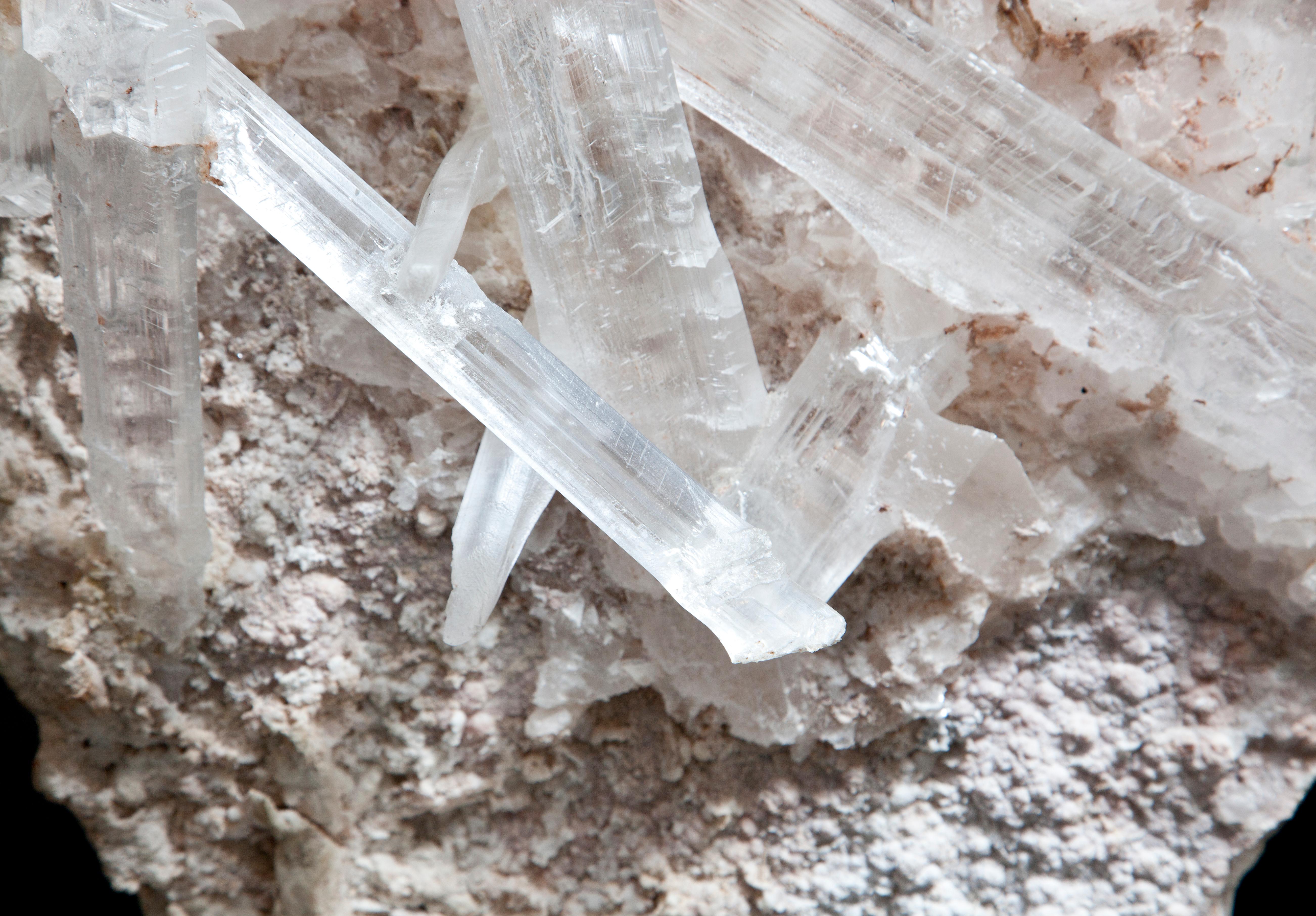 gypsum quartz