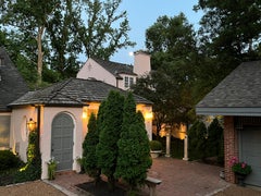 Exceptional Hand-Casted Bronze Sculptures of Storks for Rooftop Installation