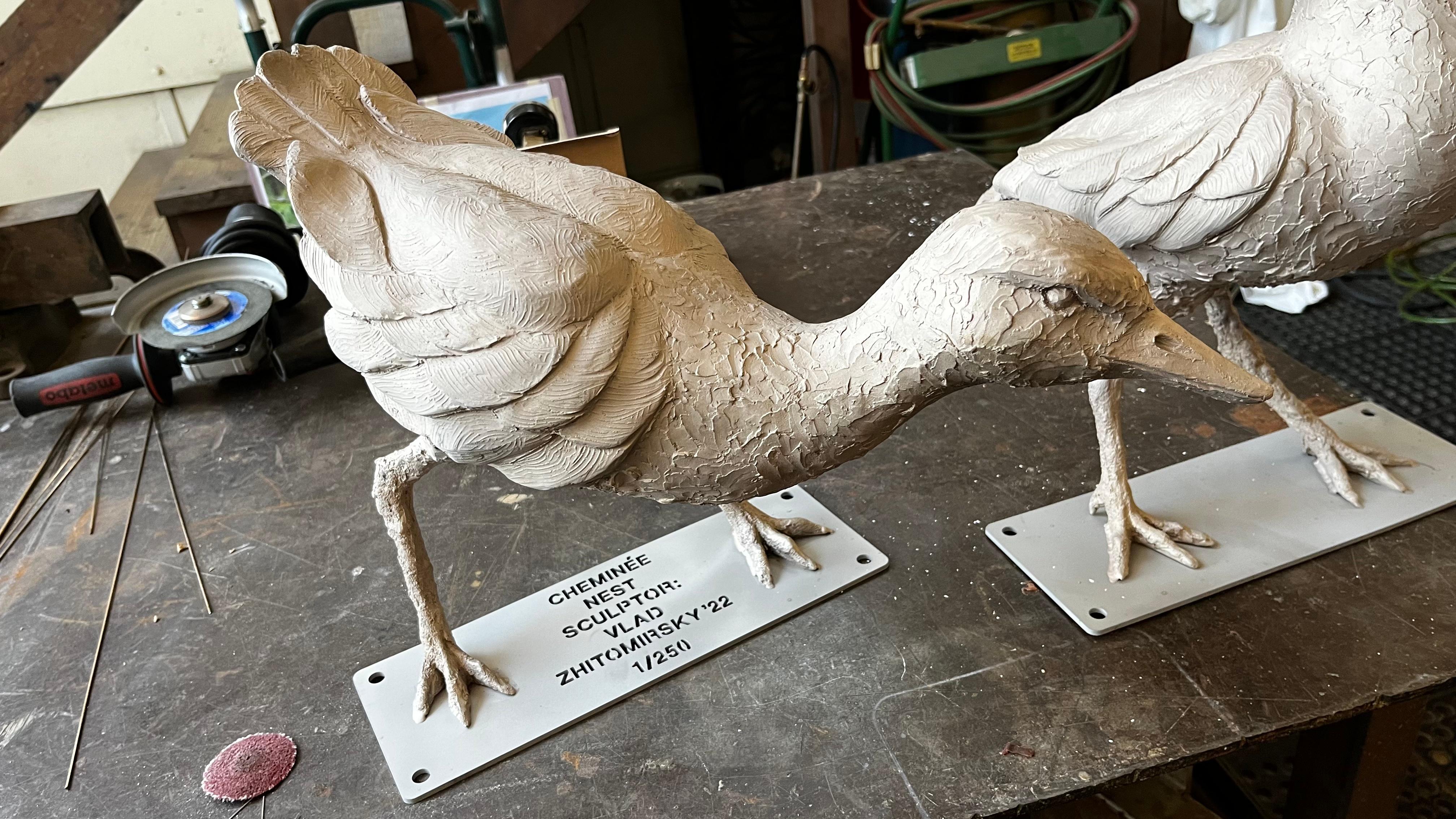 Exceptional Hand-Casted Bronze Sculptures of Storks for Rooftop Installation For Sale 3
