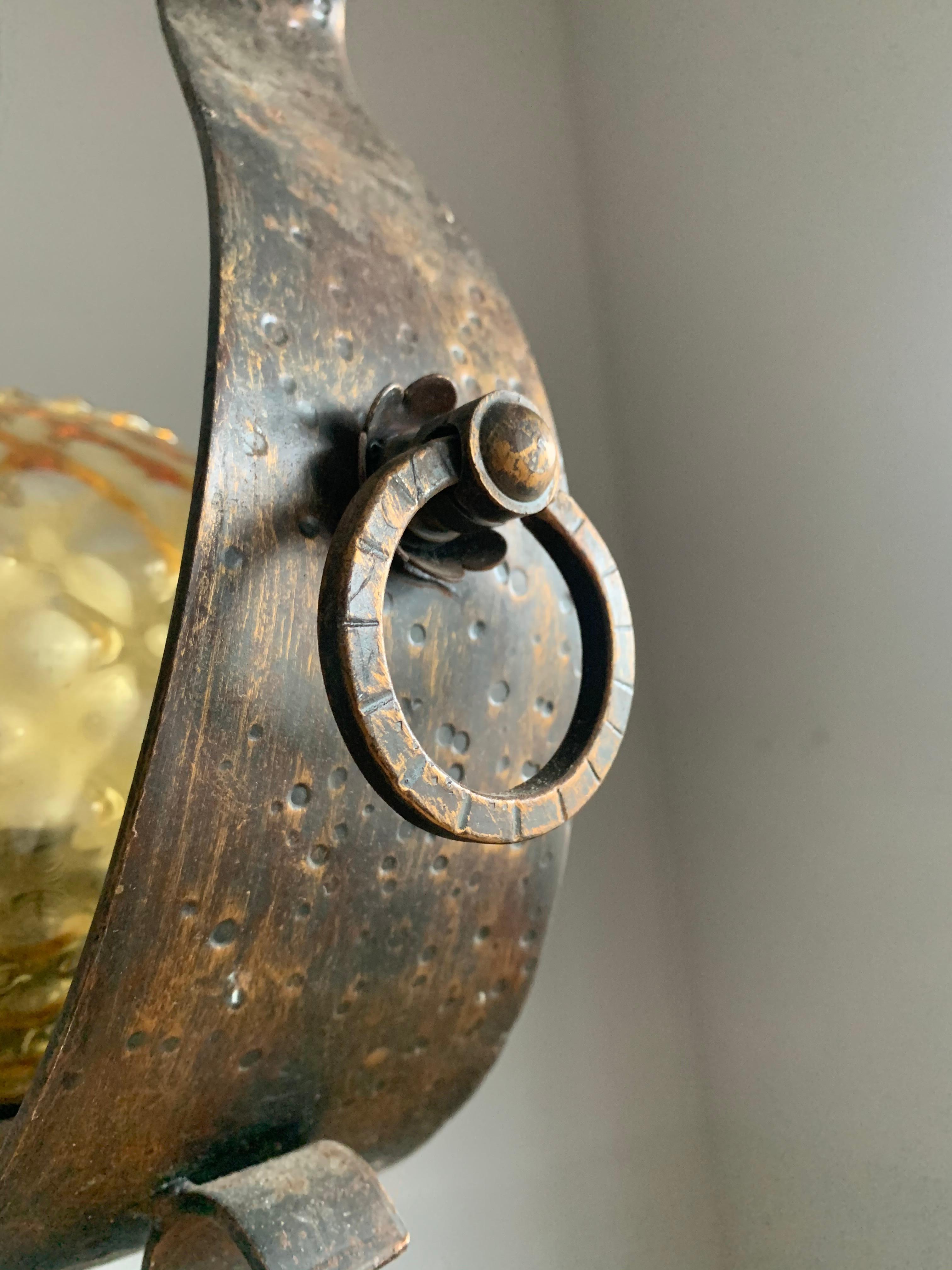 Exceptionnelle lampe à suspension italienne peinte à la main avec motifs mythologiques vers 1900 en vente 3