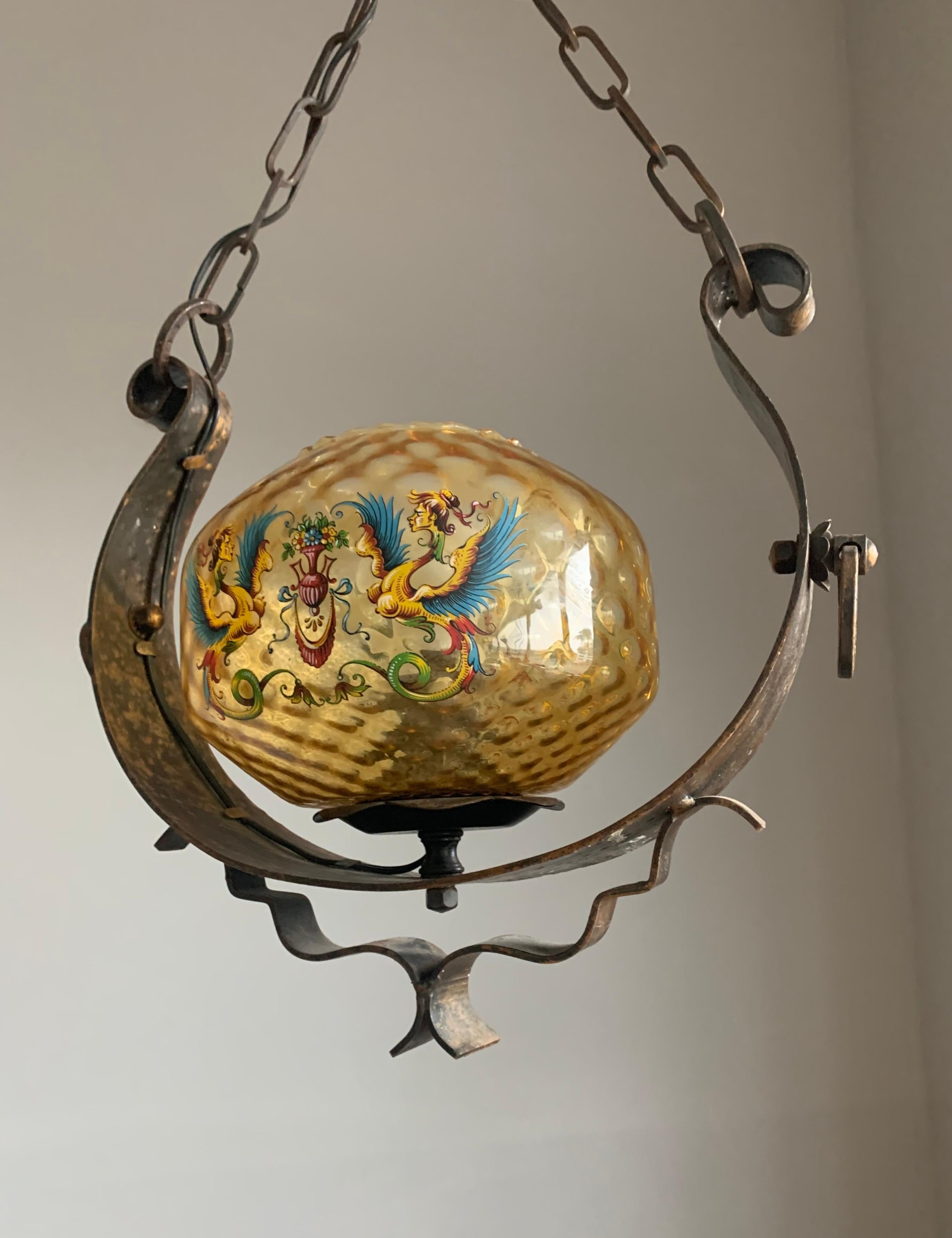 Exceptionnelle lampe à suspension italienne peinte à la main avec motifs mythologiques vers 1900 en vente 5