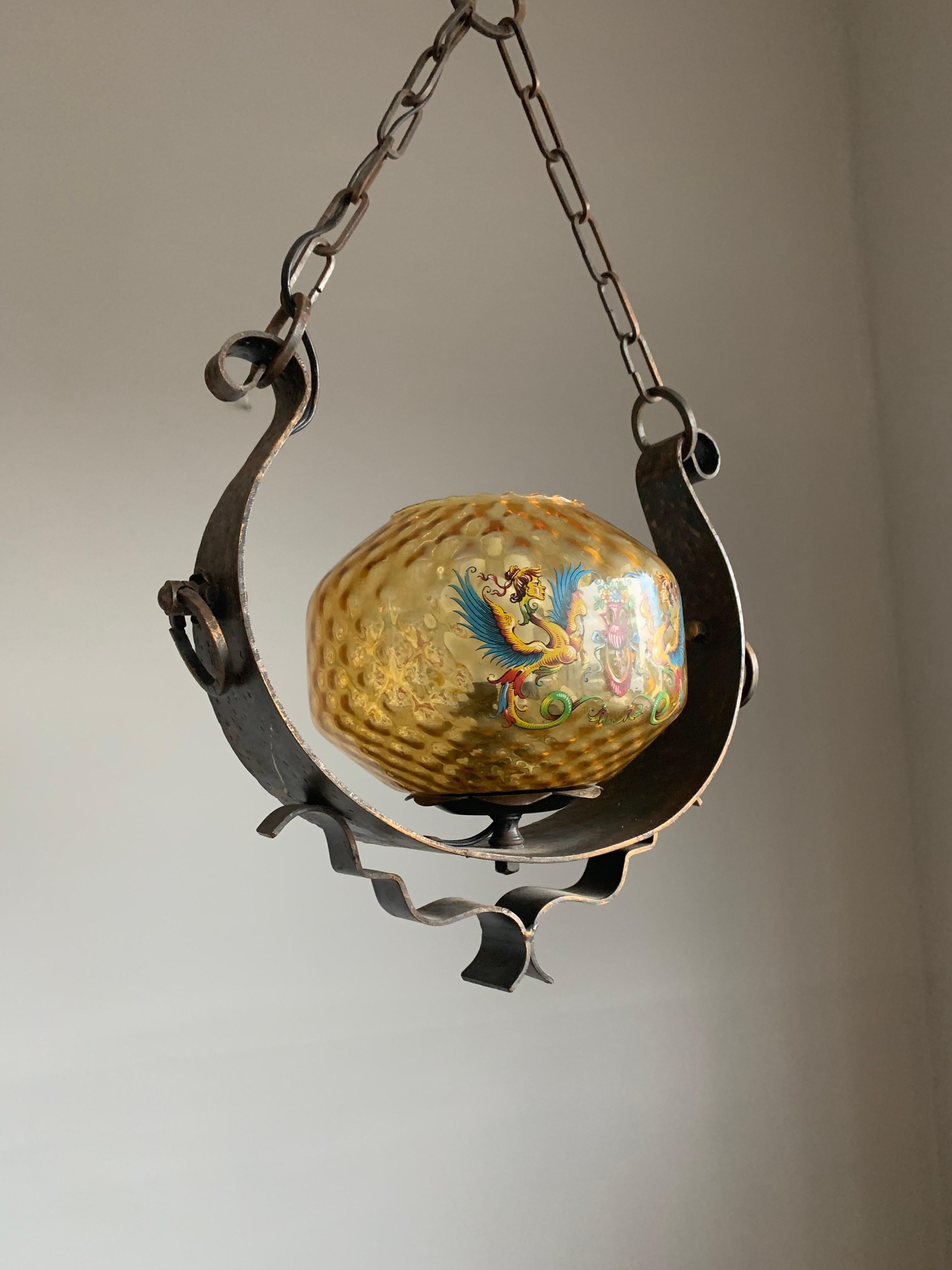 Exceptionnelle lampe à suspension italienne peinte à la main avec motifs mythologiques vers 1900 en vente 6
