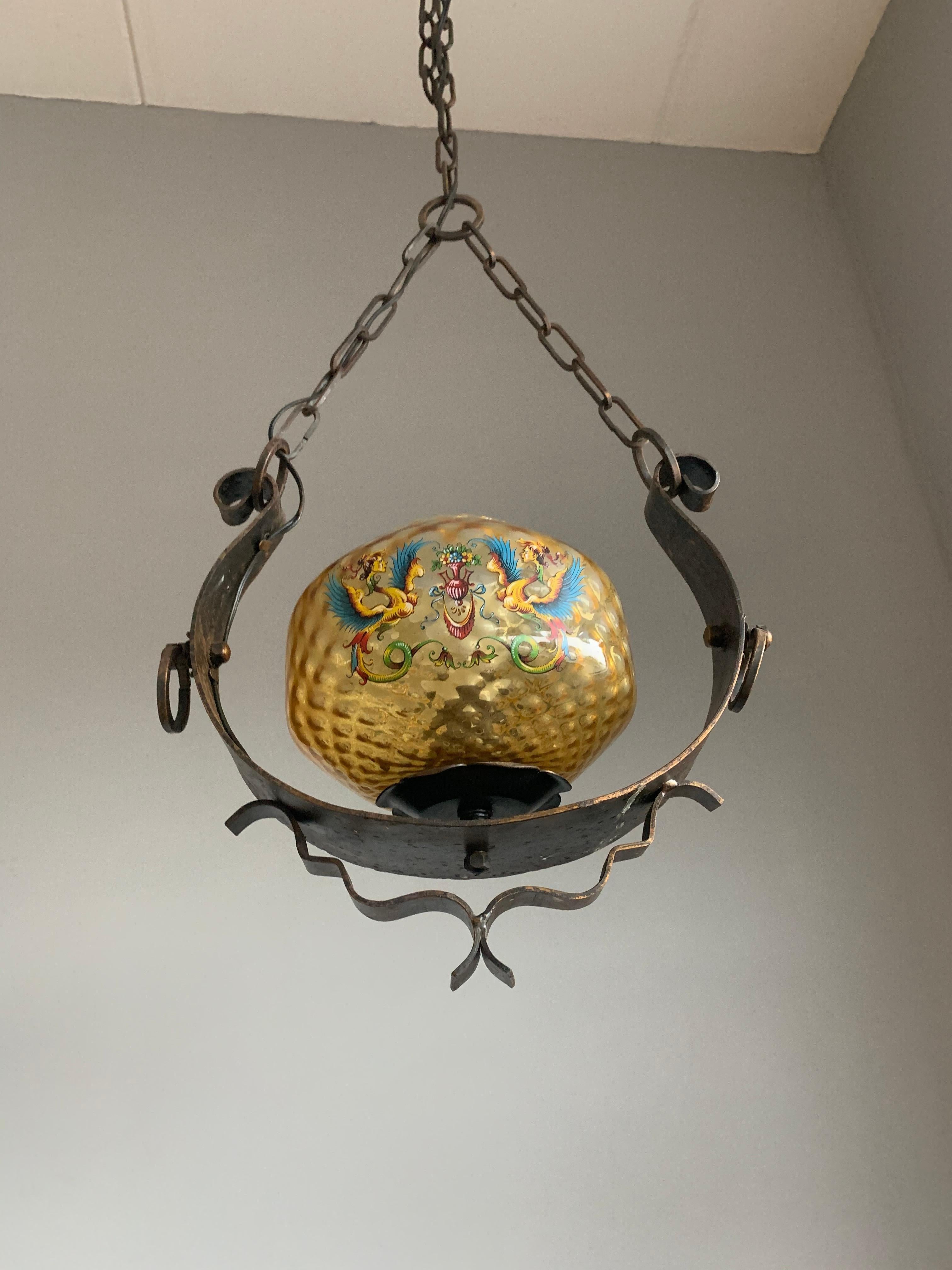 Exceptionnelle lampe à suspension italienne peinte à la main avec motifs mythologiques vers 1900 en vente 8