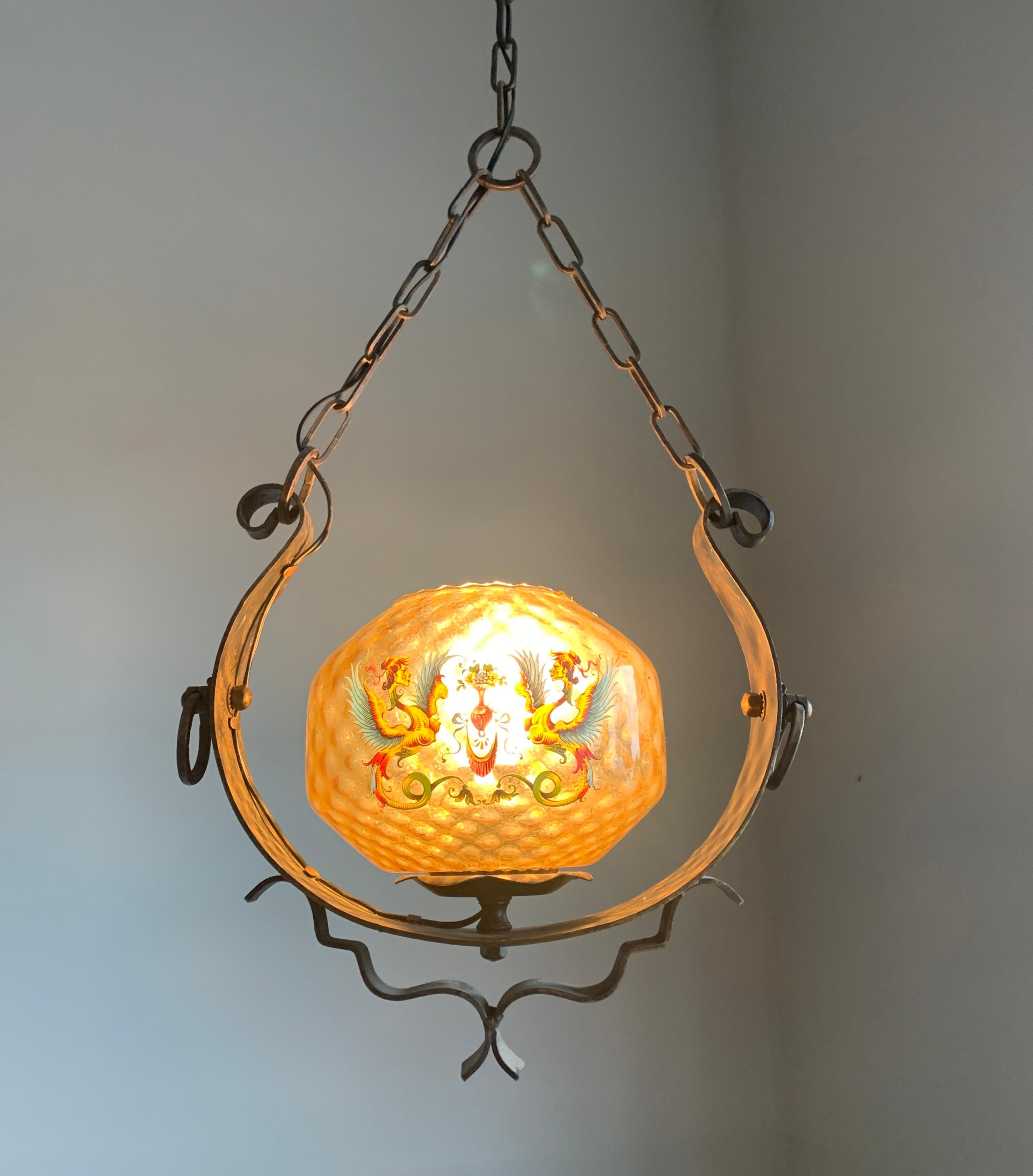Exceptionnelle lampe à suspension italienne peinte à la main avec motifs mythologiques vers 1900 en vente 10
