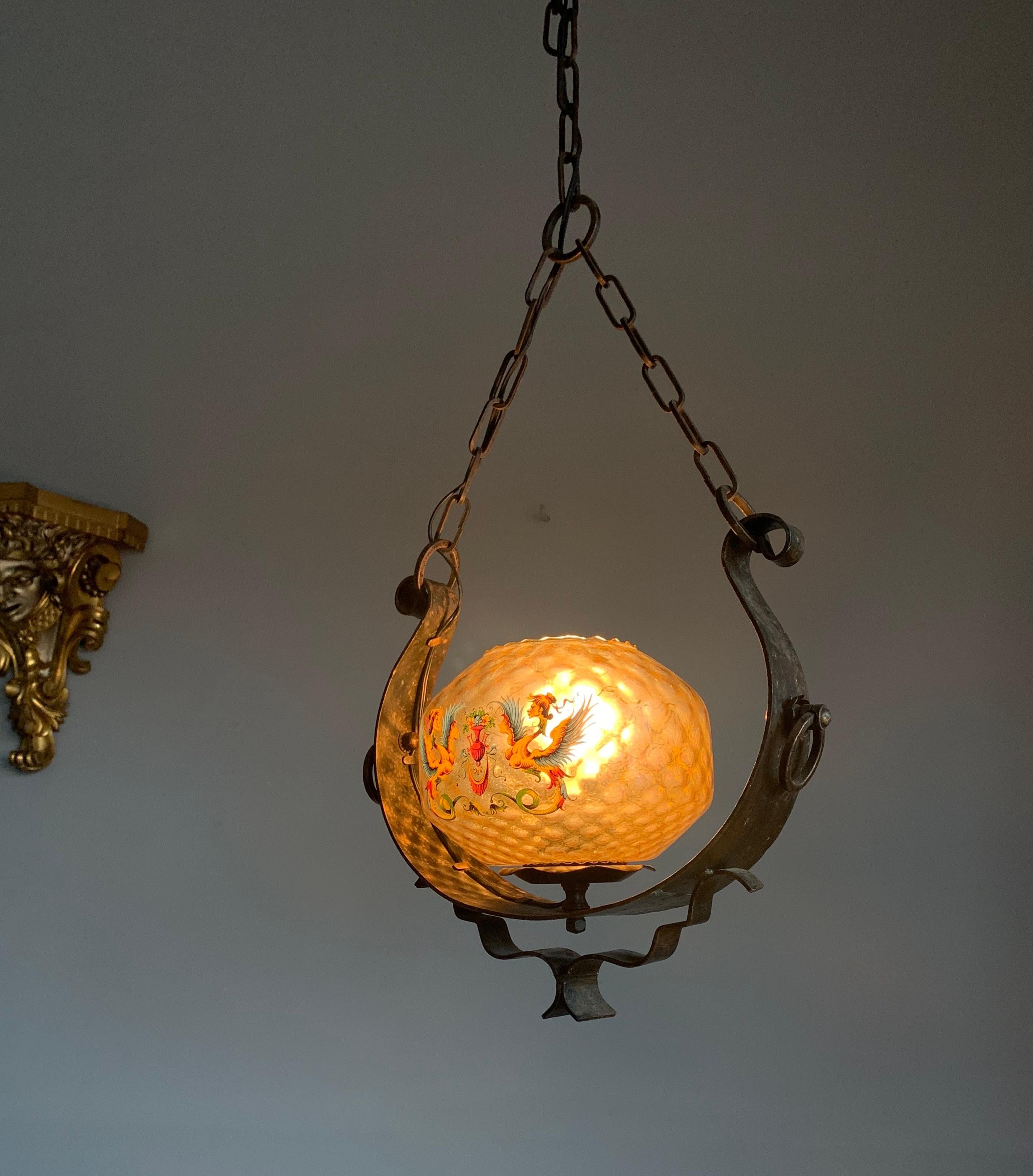 Exceptionnelle lampe à suspension italienne peinte à la main avec motifs mythologiques vers 1900 en vente 11