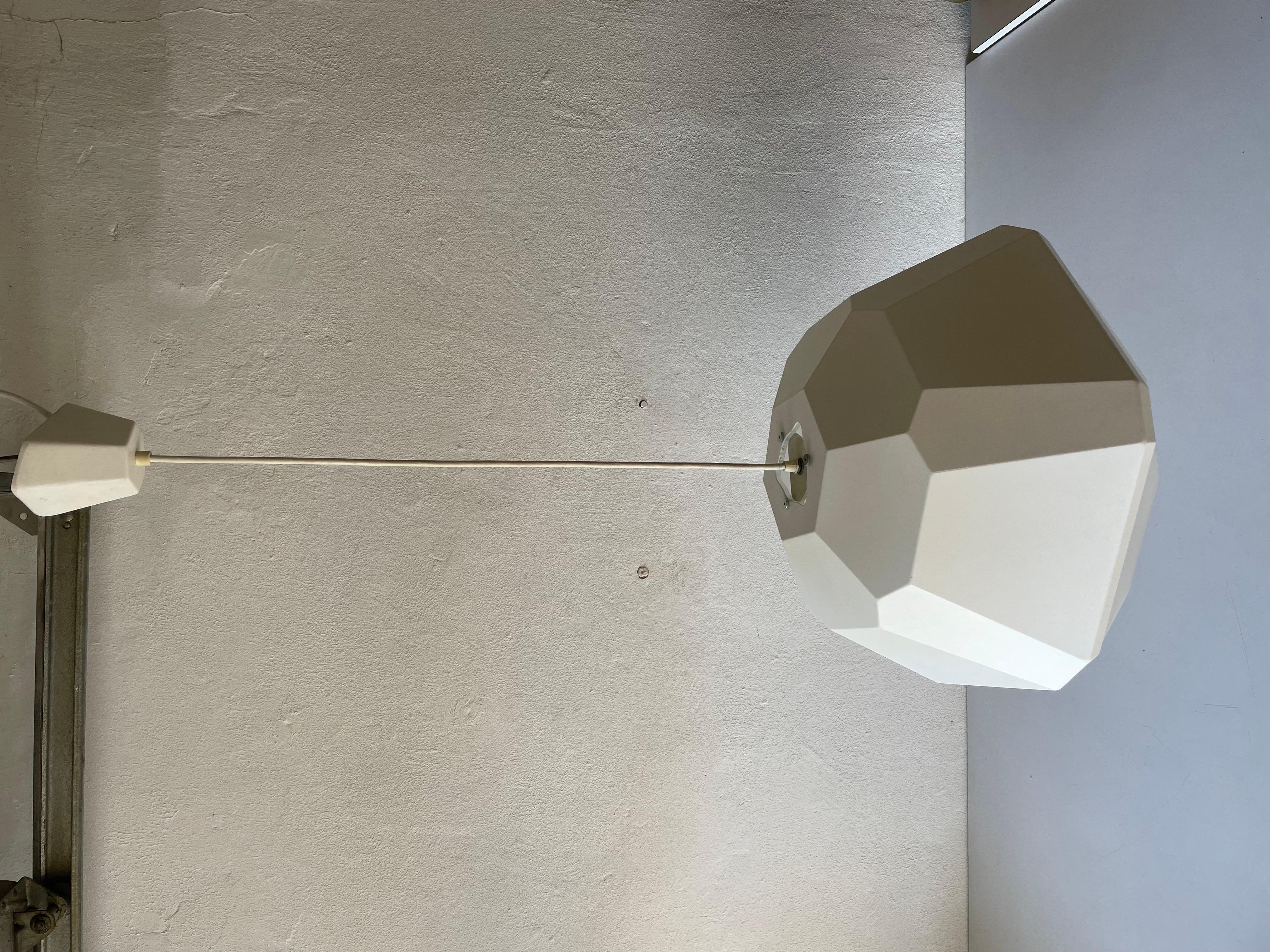 Metà XX secolo Eccezionale lampada da soffitto in plastica dura di Rudolf Dörfler, anni '60, Svizzera in vendita