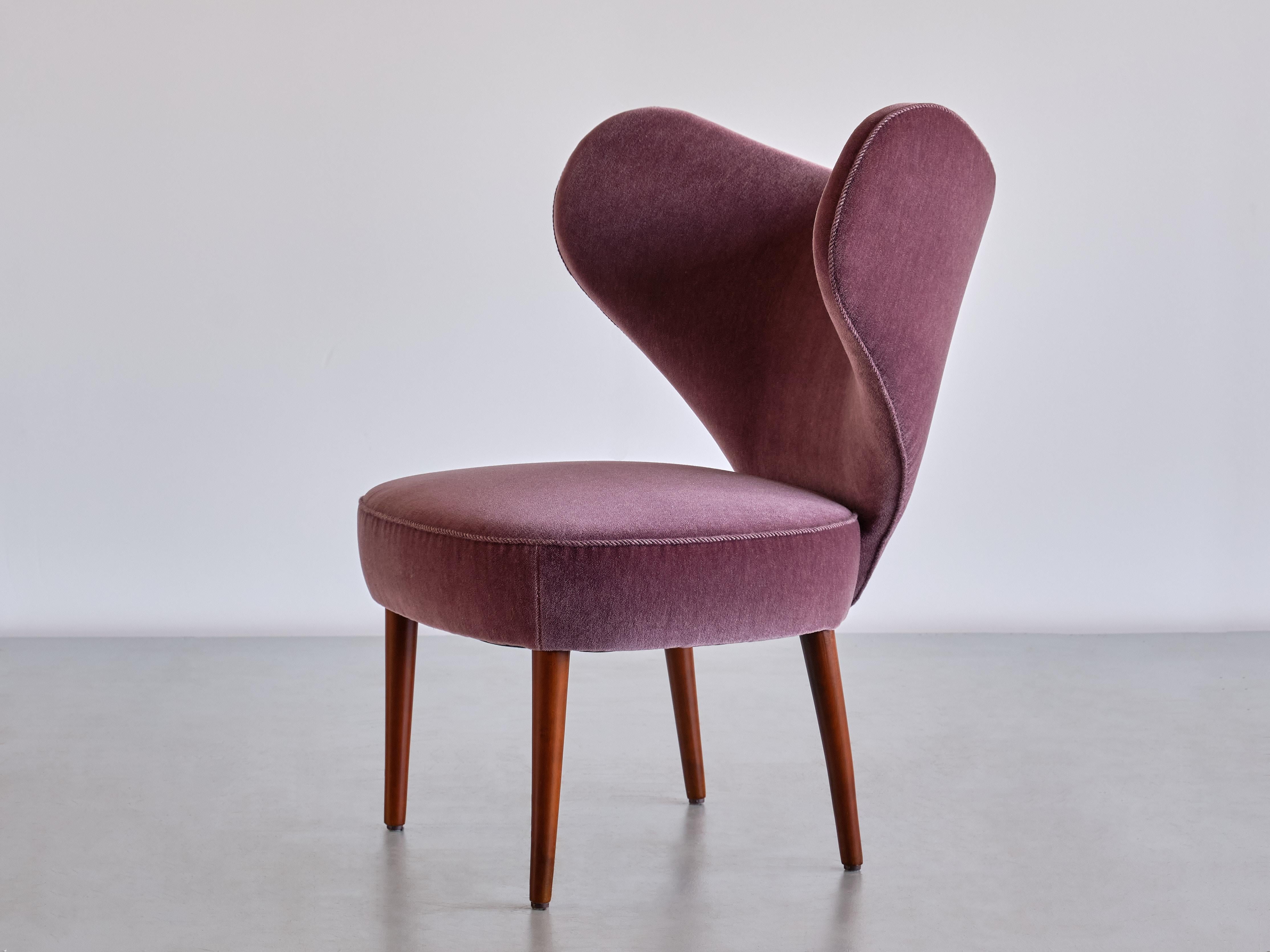 Exceptional 'Heart' Chair in Purple Mohair, Brøndbyøster Møbel, Denmark, 1953 For Sale 6