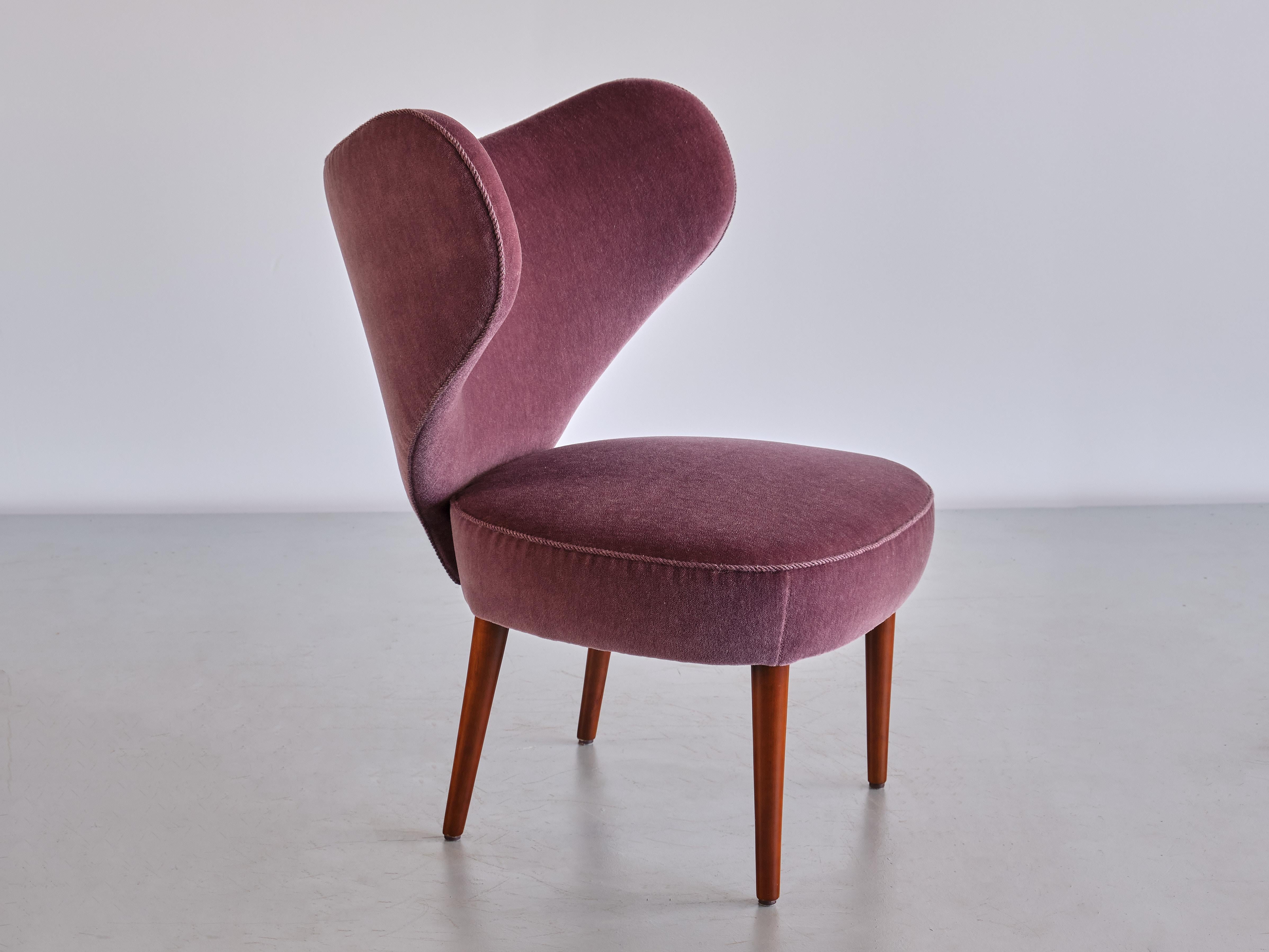 Danish Exceptional 'Heart' Chair in Purple Mohair, Brøndbyøster Møbel, Denmark, 1953 For Sale