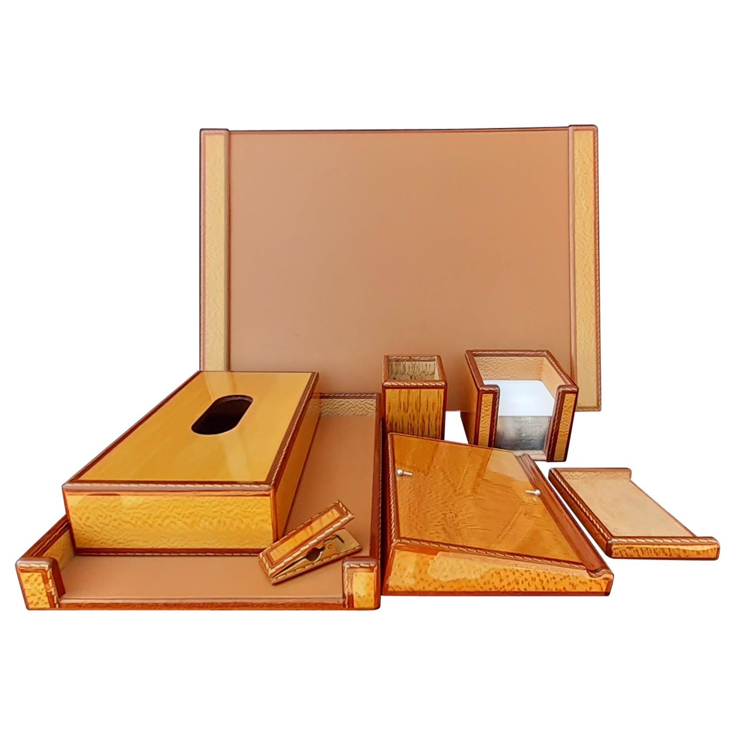 Exceptional Authentic Hermès Desk Set

9 pieces made of Lacquered Wood

Made in France

1. Desk Blotter: 52,5 x 37,7 x 1,3 cm (20,67 x 14,84 x 0,51 inches) / Made of leather, wood, Suede at bottom

2. Pencil Holder: 9,5 x 7 x 7 cm (3,74 x 2,76 x