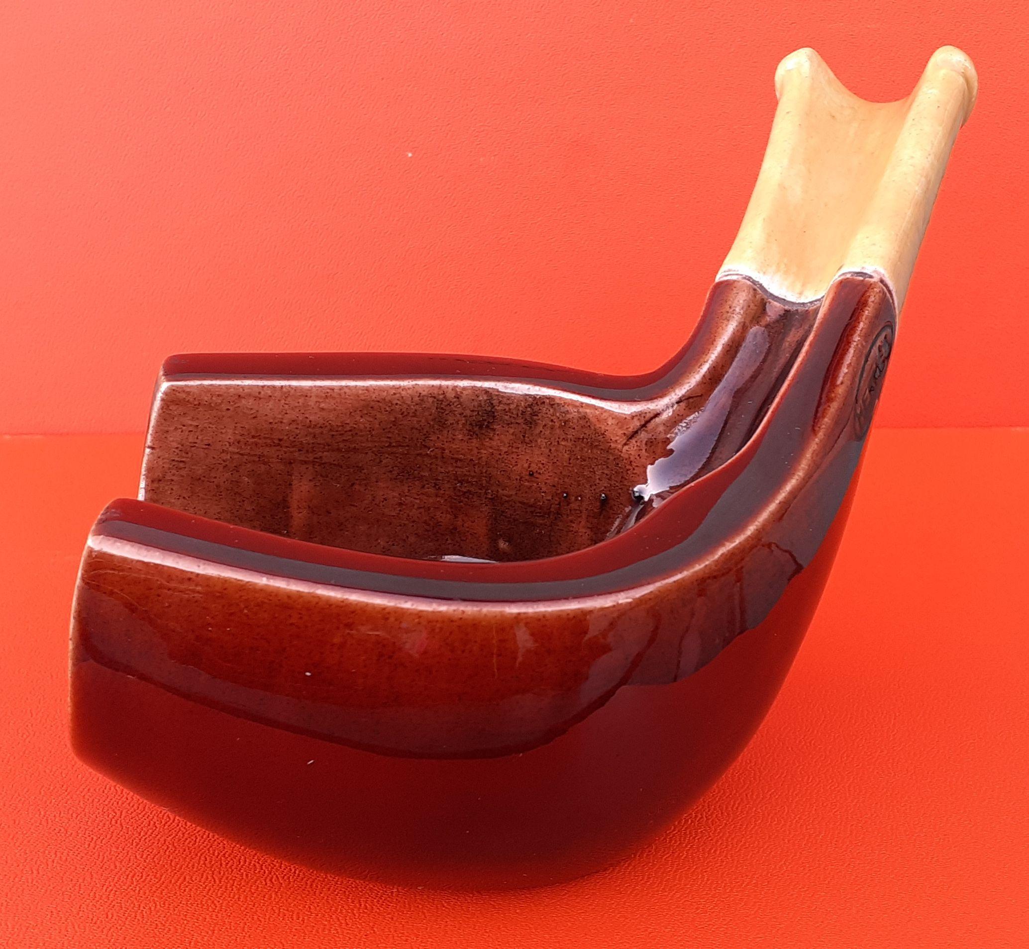 Exceptional Hermès Ashtray Change Tray Pipe Holder Pipe Shaped  For Sale 1