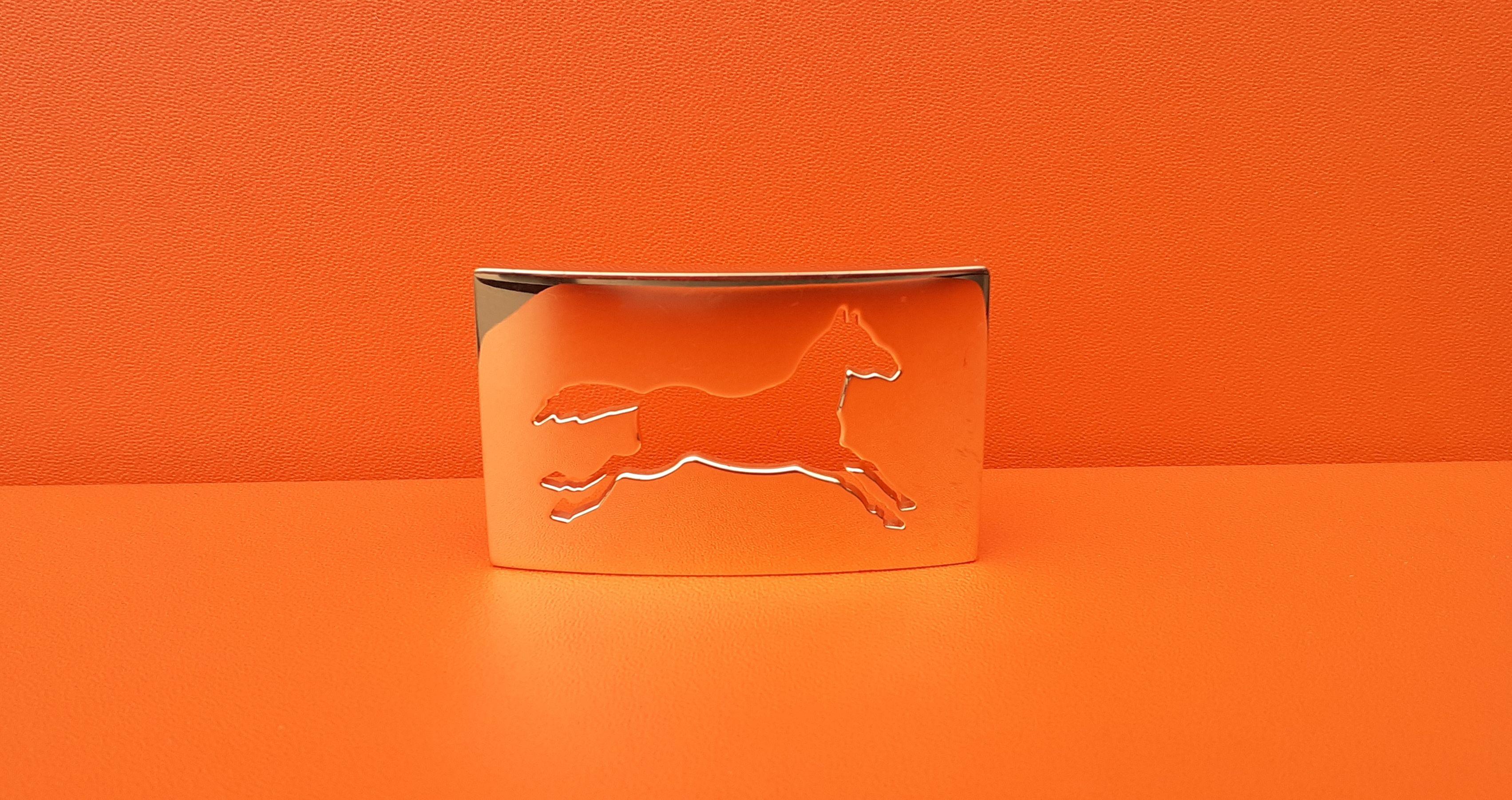 Women's Exceptional Hermès Belt Buckle Horse Shaped in Gold for 32 mm Belt Texas