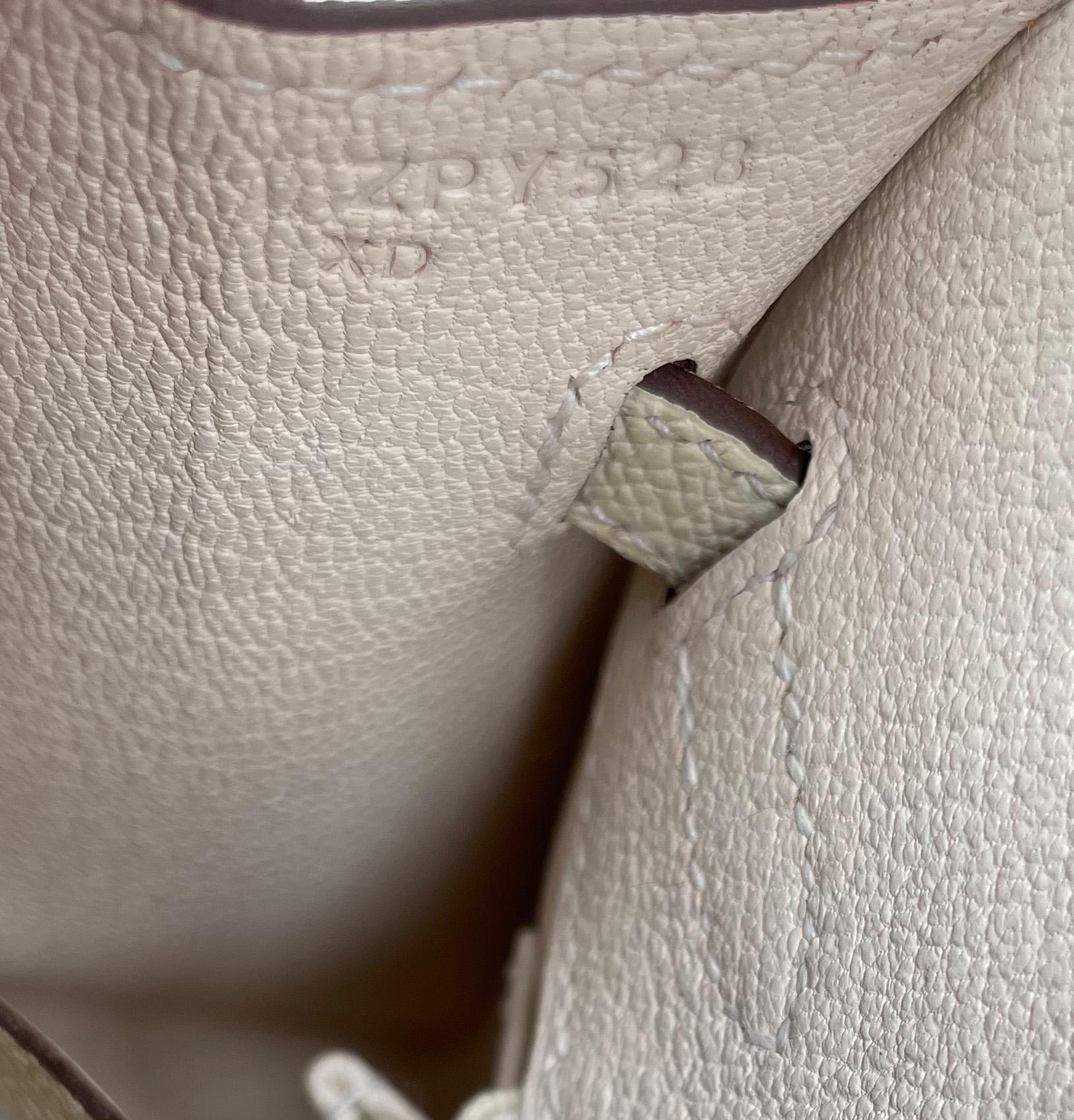 Exceptionnel Sac à main Hermès Birkin Sellier 25 en cuir espom Nata Nouveau en vente 3