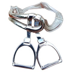 Antique Exceptional Hermès Bracelet Equestrian Theme Stirrups Charms in Silver Texas 
