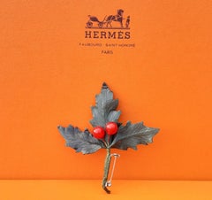 Exceptional Hermès Brooch Holly Branch in Leather RARE