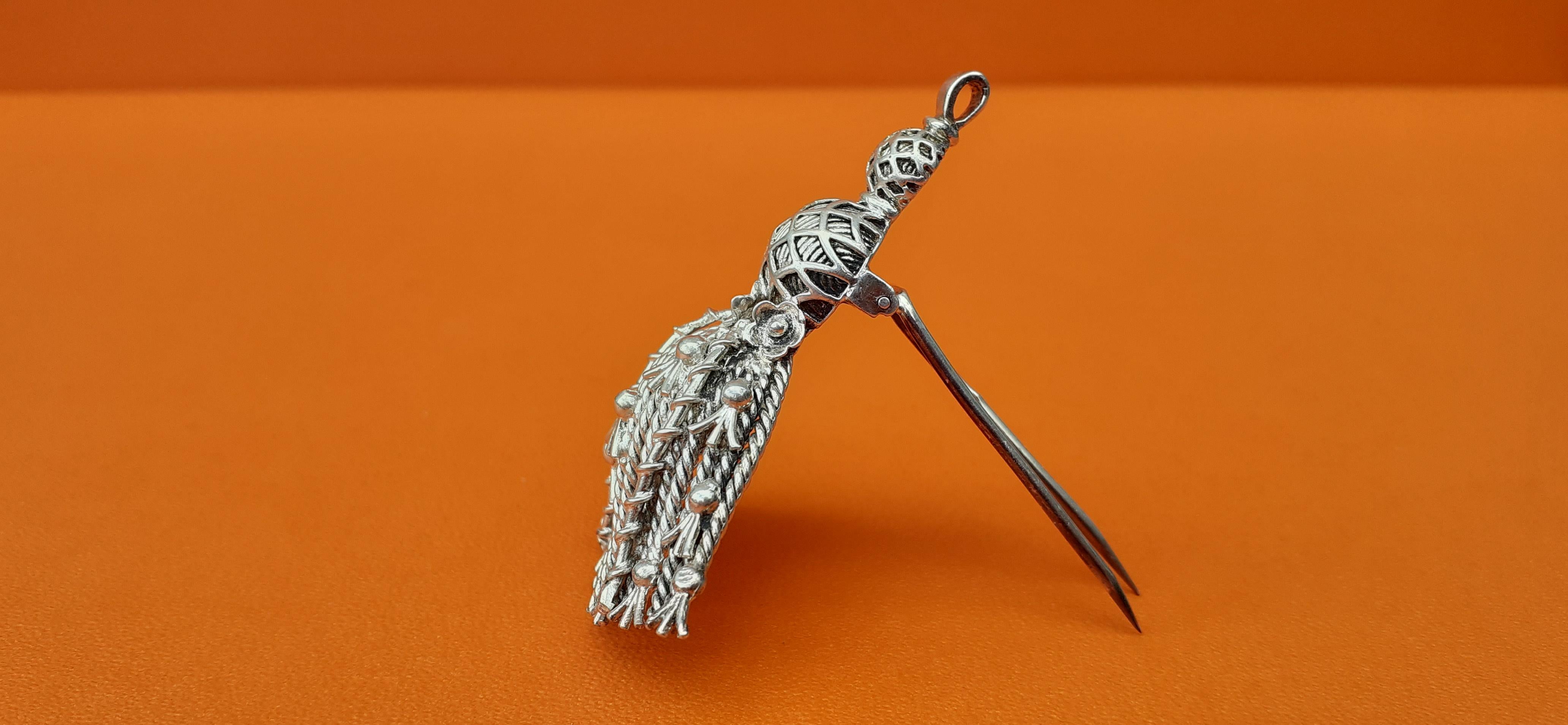 Exceptional Hermès Brooch Pendant Lapel Pin Passementerie Tassel Silver RARE For Sale 7