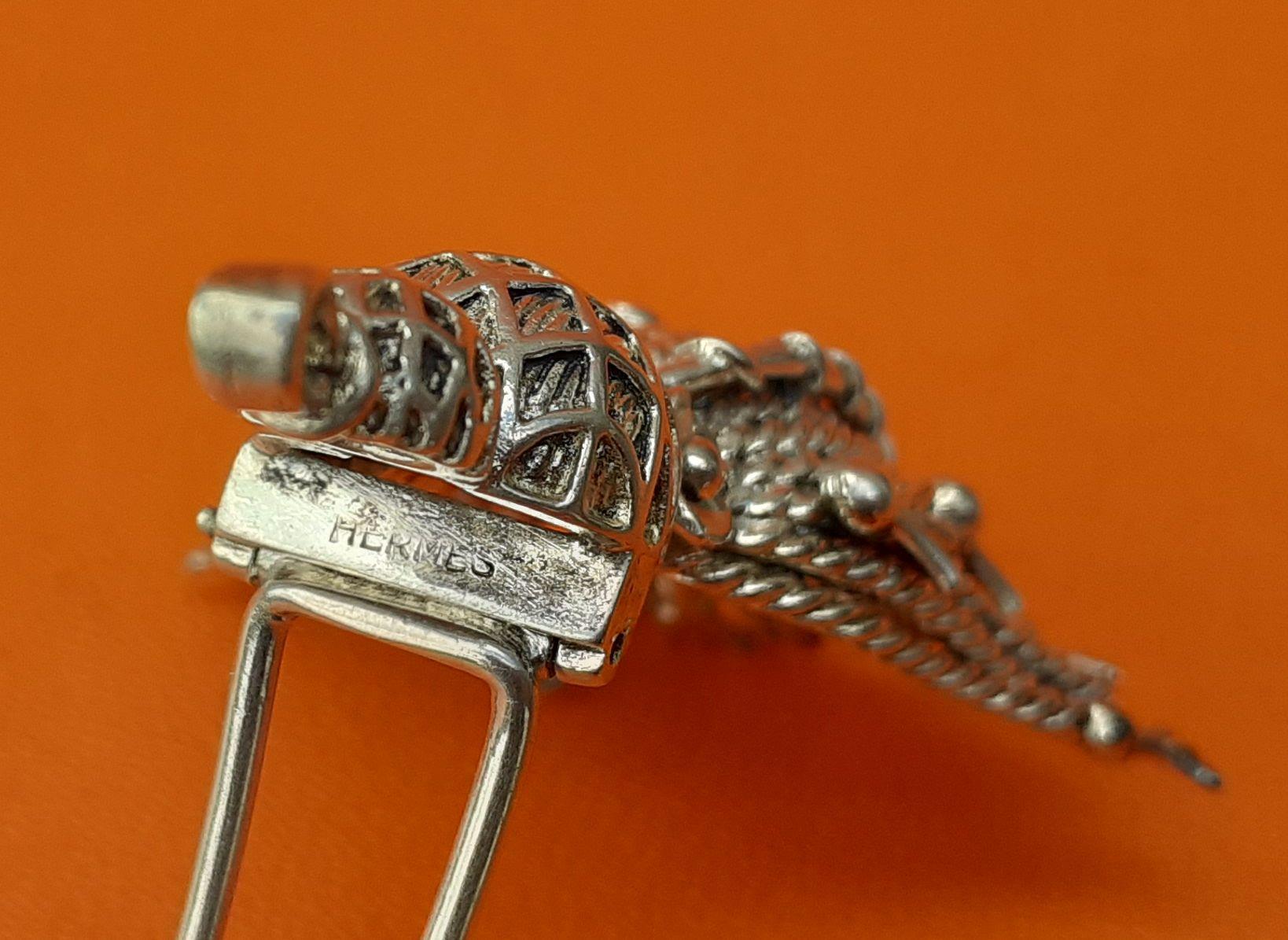 Exceptional Hermès Brooch Pendant Lapel Pin Passementerie Tassel Silver RARE For Sale 12