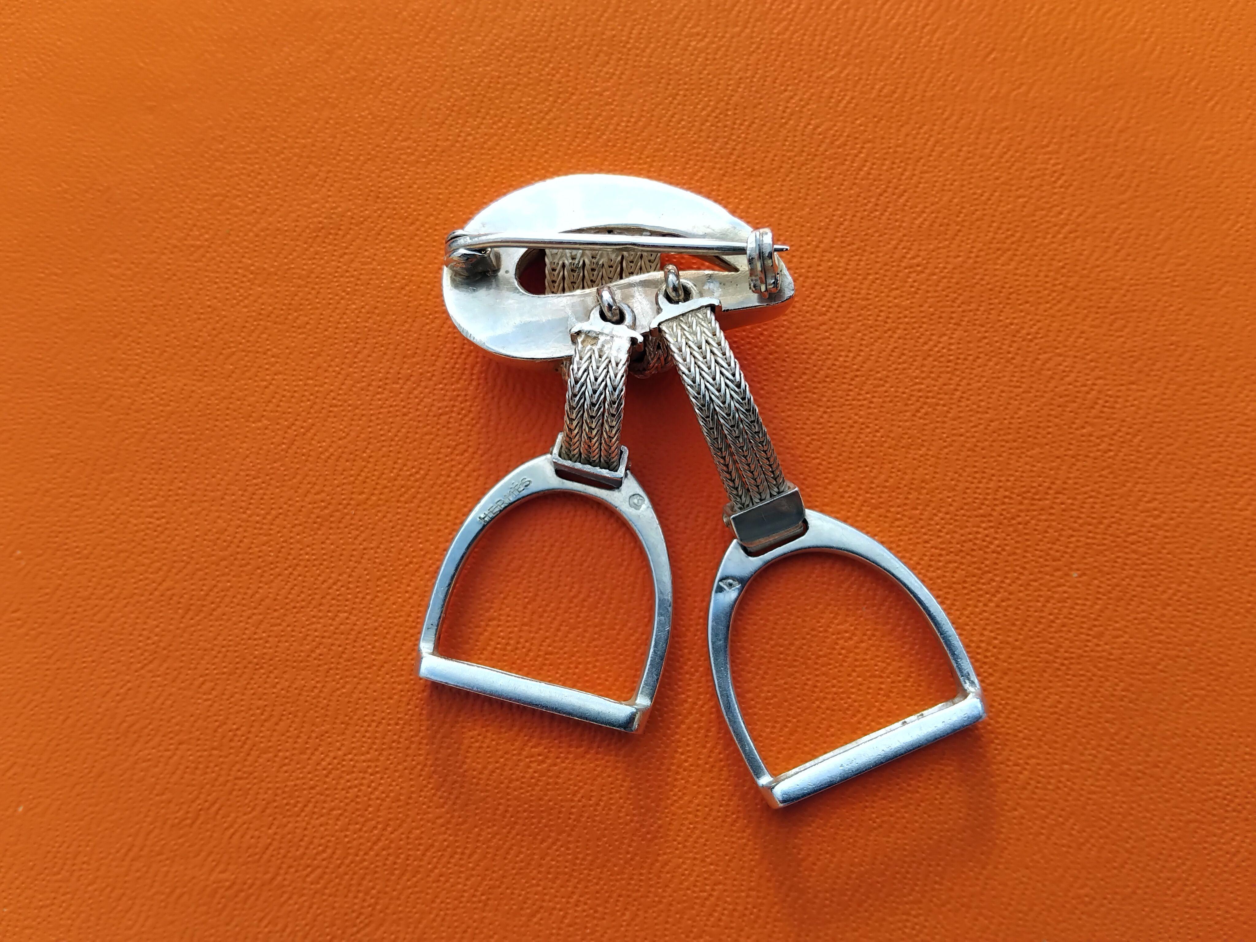 Exceptional Hermès Brooch with Stirrups Charms in Silver Rare Horse Rodeo Texas For Sale 2